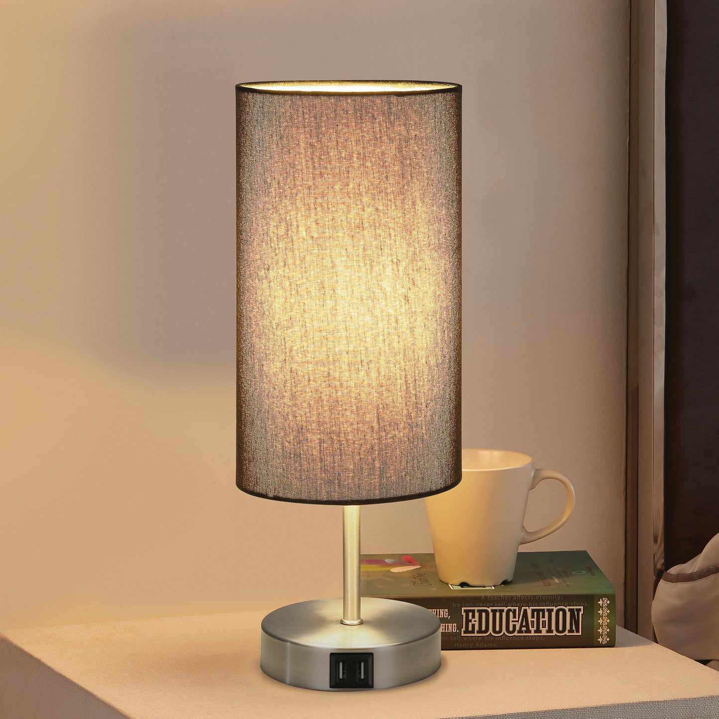 Touch-Sensitive Table Lamp Elegance, Convenience & Dual USB Charging Ports & Touch-sensitive Dimming Switch